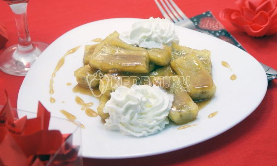 Рецепт жареных бананов в карамели