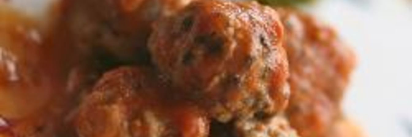 Фрикадельки в томатном соусе