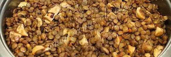 чечевица с грибами