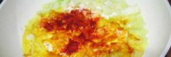 чечевица желтая на сковороде