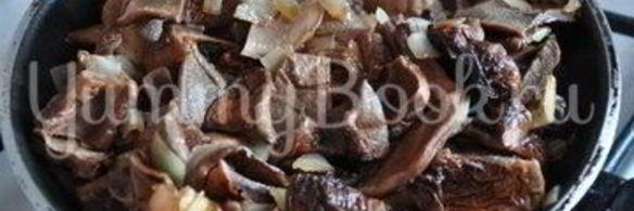 картофель с грибами в горшочке