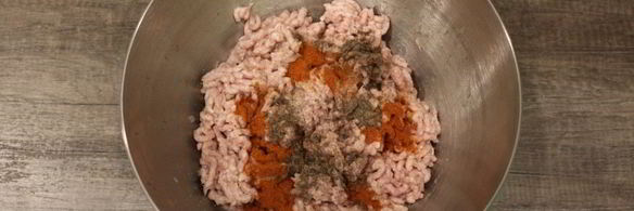 картофель с мясом на шпажках