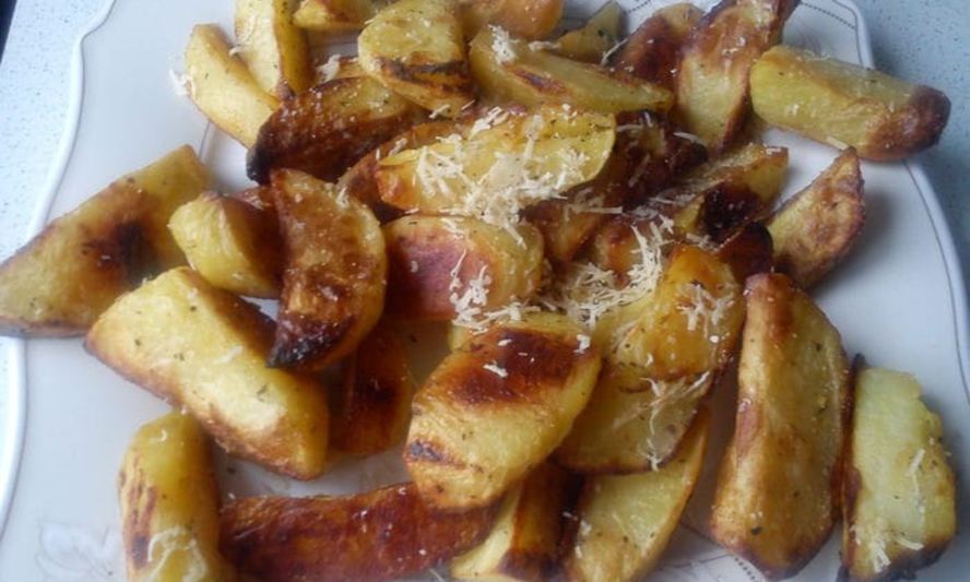 Рецепт картофеля с пармезаном и травами