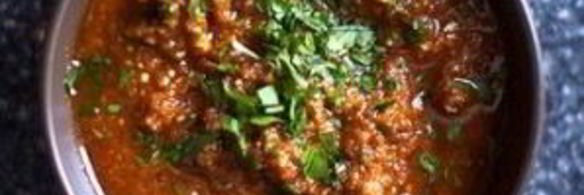 картофель с соусом чили