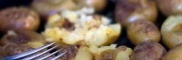 картофель с соусом чили