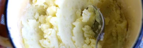 картофельно-рыбные крокеты с томатной сальсой