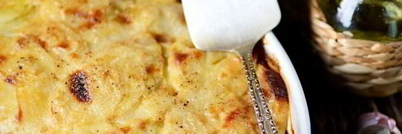 картошка с фаршем, сыром и майонезом в духовке