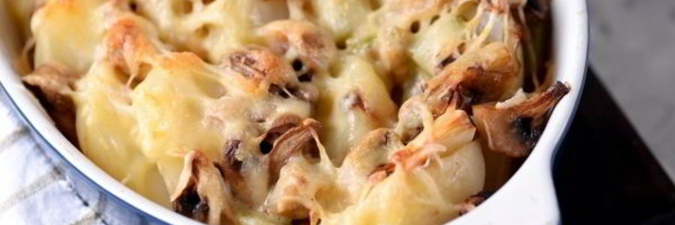 Картошка с грибами и сыром в духовке