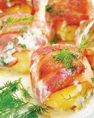 Картошка в беконовой одежке в духовке