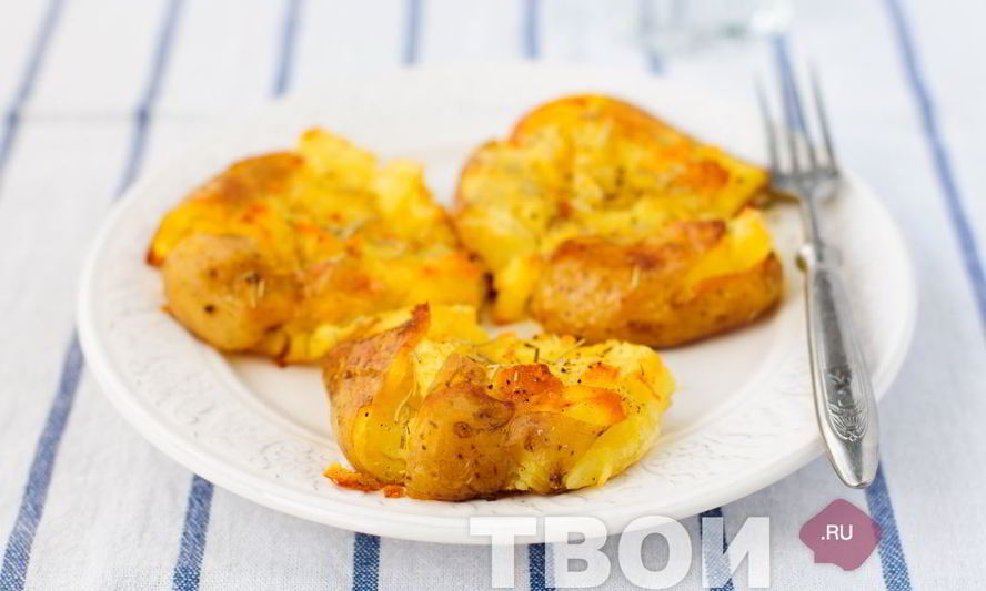 Рецепт молодой картошки в духовке