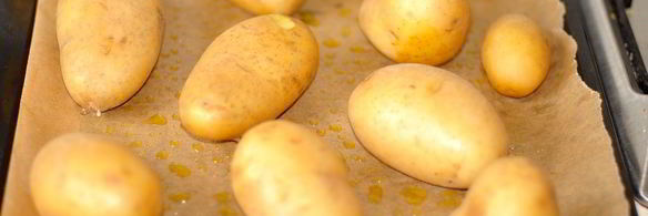 молодая картошка в духовке
