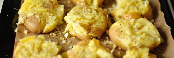 молодая картошка в духовке