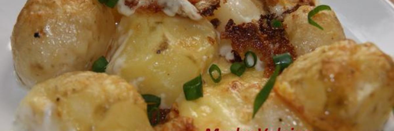 Молодой картофель в сметане