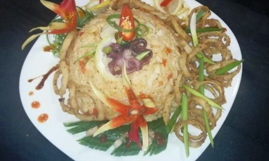 Рецепт острого риса том-ям с кальмарами
