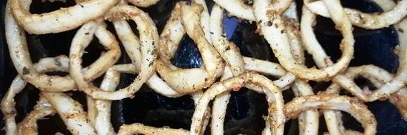 острый рис том-ям с кальмарами