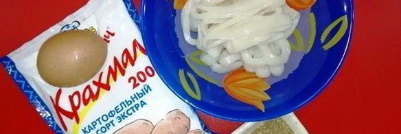 острый рис том-ям с кальмарами