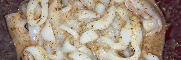 острый рис том-ям с кальмарами