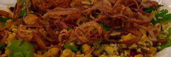 пряный рис с изюмом и травами