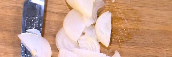 пряный рис с яйцом и беконом