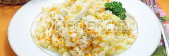 рис с кальмарами