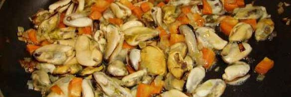 рис с мидиями