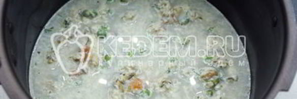 рис с морепродуктами в мультиварке