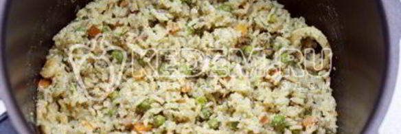 рис с морепродуктами в мультиварке