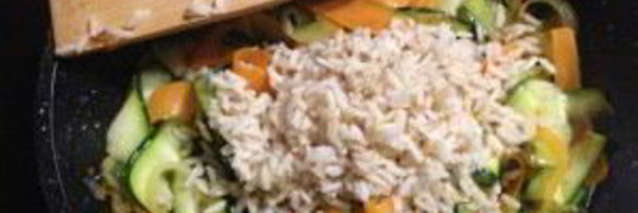 рис с морковкой, цуккини и апельсином