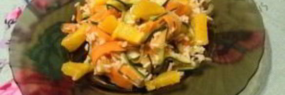 рис с морковкой, цуккини и апельсином