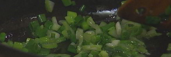 рис с острыми колбасками