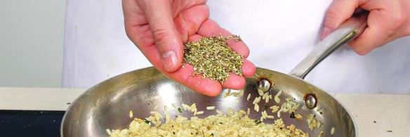 рис с перцем и вялеными помидорами