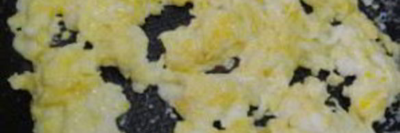 рис с яйцом и овощами