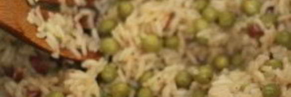 рис с зеленым горошком и миндалем