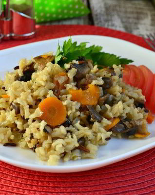 Тайский нешлифованный рис с грибами в мультиварке