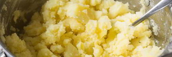 толченый картофель с лесными грибами