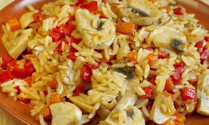 Рецепт тушеного риса с грибами и овощами