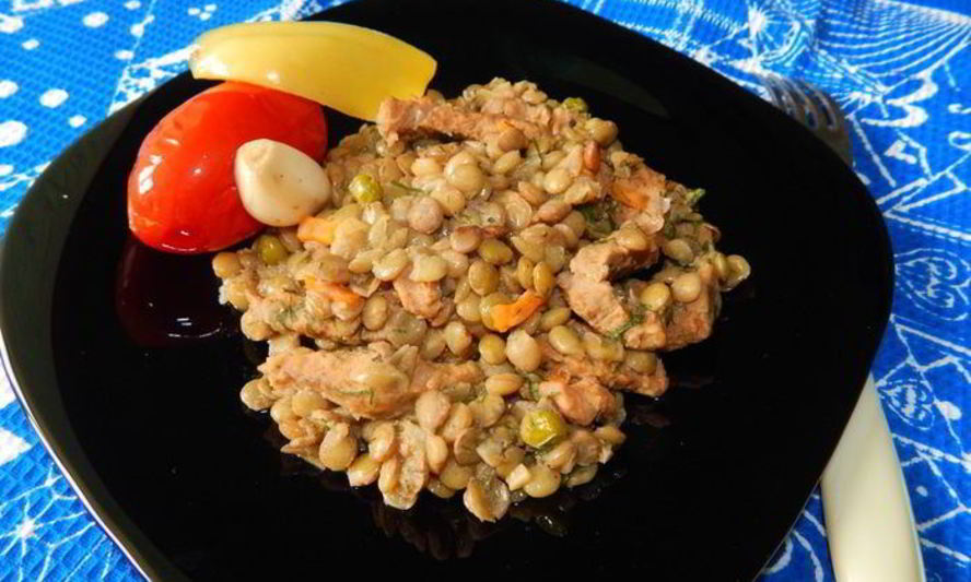 Рецепт зеленой чечевицы с тушеным мясом