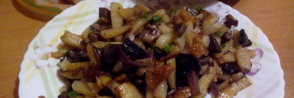 жареная картошечка с лесными грибочками