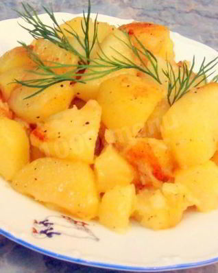 Жареная картошка в мультиварке