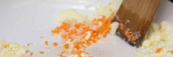 жареный рис с креветками