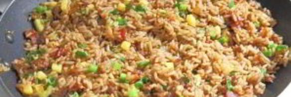 жареный рис со свининой