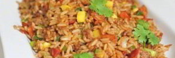 жареный рис со свининой