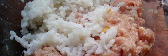 куриные голубцы с овощами в листьях савойской капусты