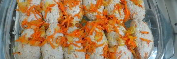 ленивые голубцы в сметанном соусе в духовке