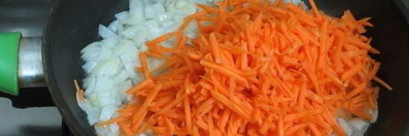 ленивые голубцы в сметанном соусе в духовке