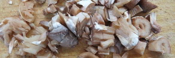 фаршированные шампиньоны под сметанным соусом