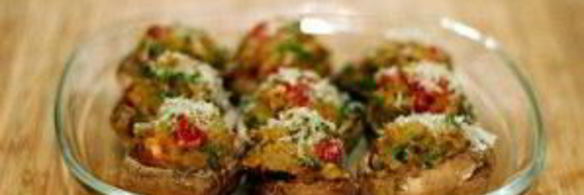 грибы, фаршированные вялеными помидорами