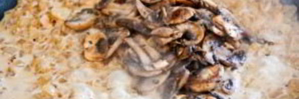 грибы под сливочным соусом