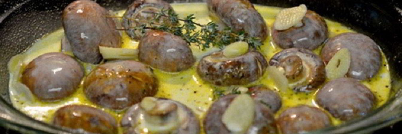 Грибы в сливочном соусе