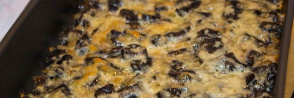 грибы в сметане в духовке запеченные с сыром